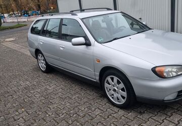 Nissan Primera 160.000 km 999 &euro; Köln 51105