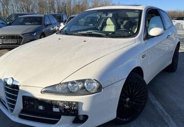 Alfa Romeo 147 198.800 km 12.900 &euro; Königswinter 53639