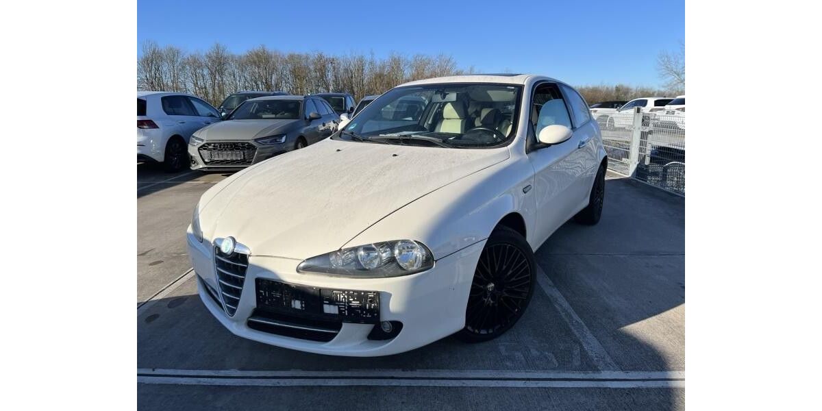 Alfa Romeo 147 198.800 km 12.900 &euro; Königswinter 53639