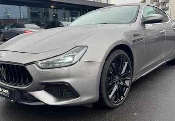Maserati Ghibli 79.078 km 42.980 &euro; Köln 50829