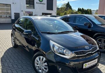 Kia Rio 278.530 km 2.999 &euro; Troisdorf 53840