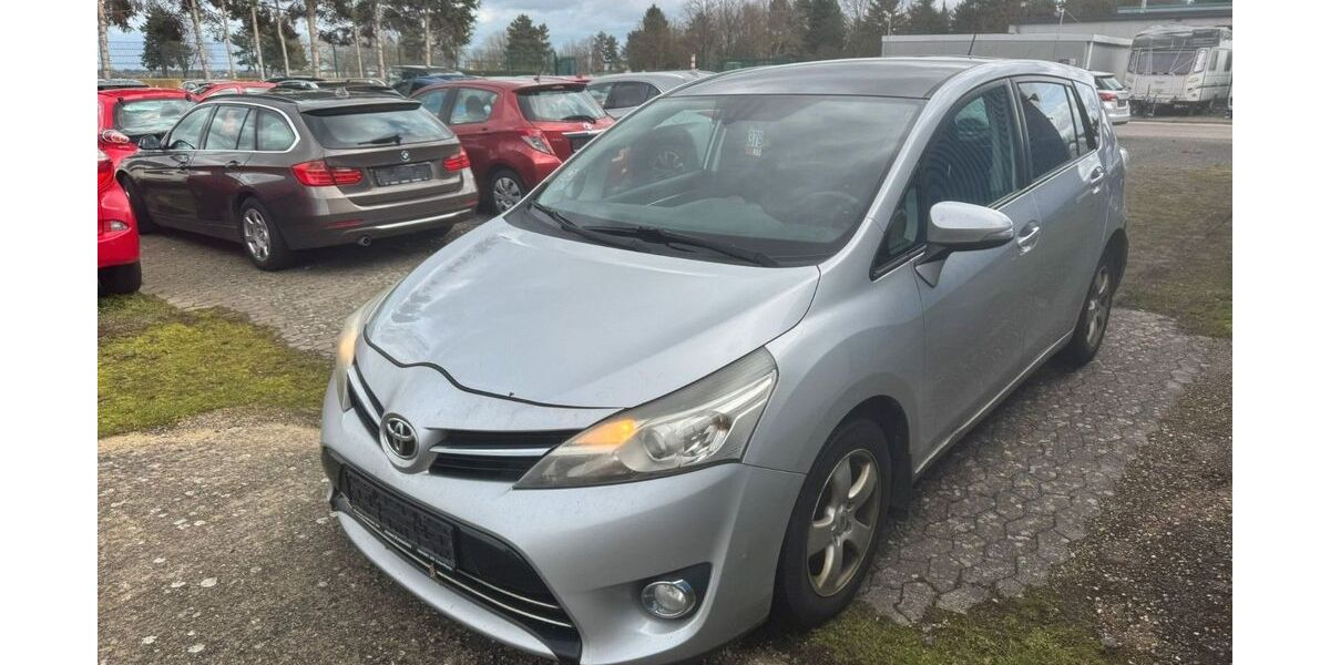Toyota Verso 347.456 km 3.699 &euro; Euskirchen 53879