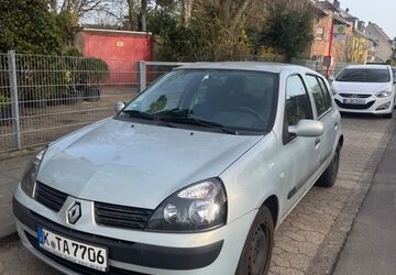Renault Clio 128.000 km 1.900 &euro; Köln 50997