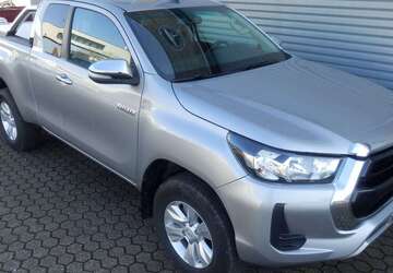 Toyota Hilux 85.390 km 36.600 &euro; Bergisch Gladbach 51469