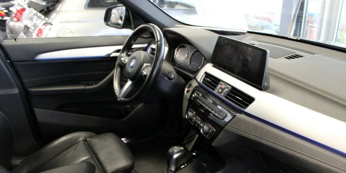 BMW X1 xDrive25e - M Sport - Leder - Panorama - 77.330 km 27.980 &euro; Euskirchen 53881