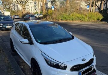 Kia ceed / Ceed 93.000 km 12.490 &euro; Köln 50827