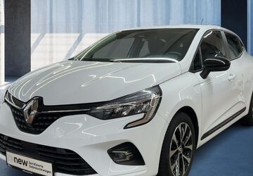 Renault Clio 43.713 km 13.190 &euro; Köln 50939