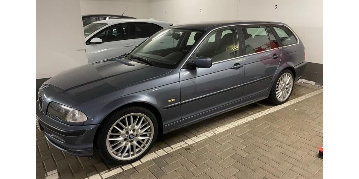 BMW 320 284.000 km 2.500 &euro; Köln 50827