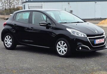 Peugeot 208 89.000 km 6.200 &euro; Euskirchen 53879