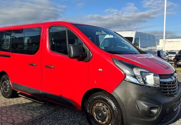 Opel Vivaro 243.000 km 10.488 &euro; Rheinbach 53359