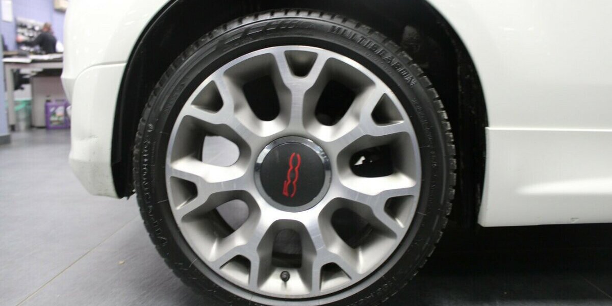 Fiat 500C 1.0 GSE Hybrid Sport 56.298 km 12.980 &euro; Euskirchen 53881