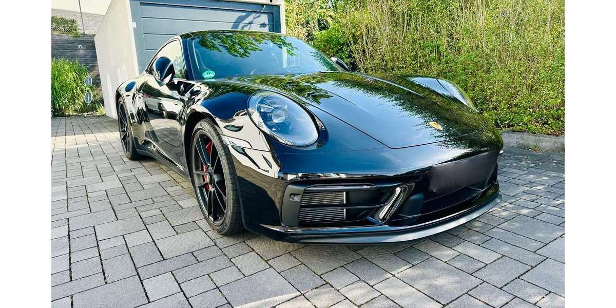 Porsche 992 10.900 km 152.000 &euro; Siegburg 53721