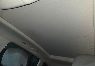 VW Touran 147.500 km 9.000 &euro; Köln 51109