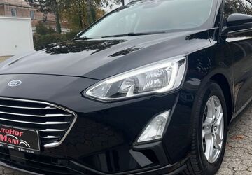 Ford Focus 194.332 km 7.975 &euro; Troisdorf 53842