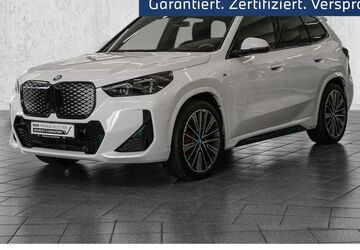 BMW iX1 22.459 km 39.390 &euro; Köln Süd 50968