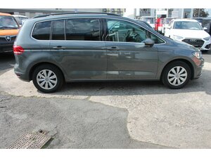 VW Touran 1,6 TDi DSG Comfort Navi 7-Sitz 1.Hd Scheck 216.000 km 12.100 &euro; Bonn 53225