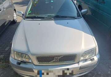 Volvo S40 190.000 km 1.000 &euro; Köln 50667