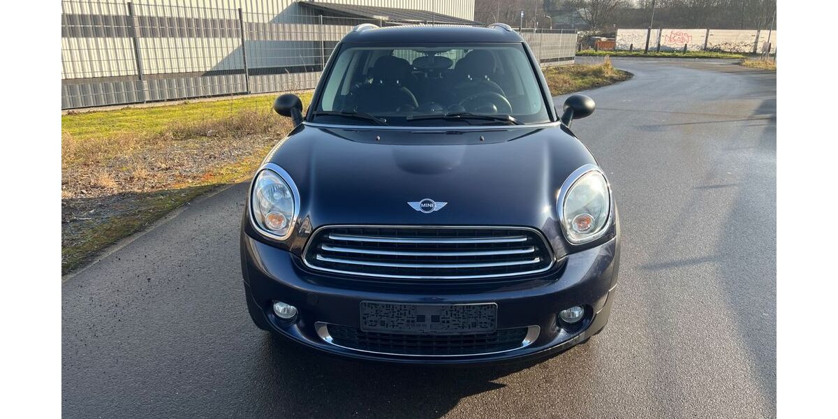 Mini One Countryman 67.000 km 6.900 &euro; Köln/Poll 51105