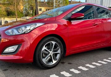 Hyundai i30 65.000 km 9.900 &euro; Bonn 53127