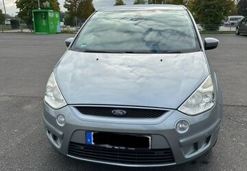 Ford S-Max 192.500 km 2.800 &euro; Bornheim 53332