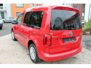 VW Caddy 2,0 Tdi 5-Sitzer 1.Hd NAVI Scheckheft gepfle 296.000 km 7.950 &euro; Bonn 53225