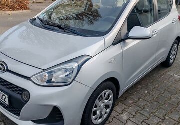Hyundai i10 105.400 km 7.250 &euro; Köln 50739