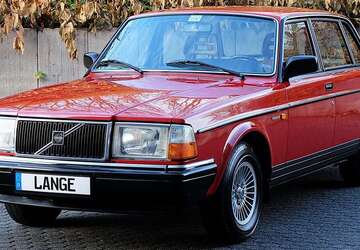 Volvo 240 60.725 km 24.980 &euro; Köln 50996