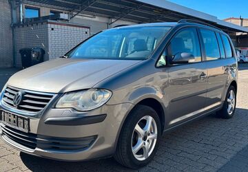 VW Touran 428.000 km 2.500 &euro; Brühl 50321