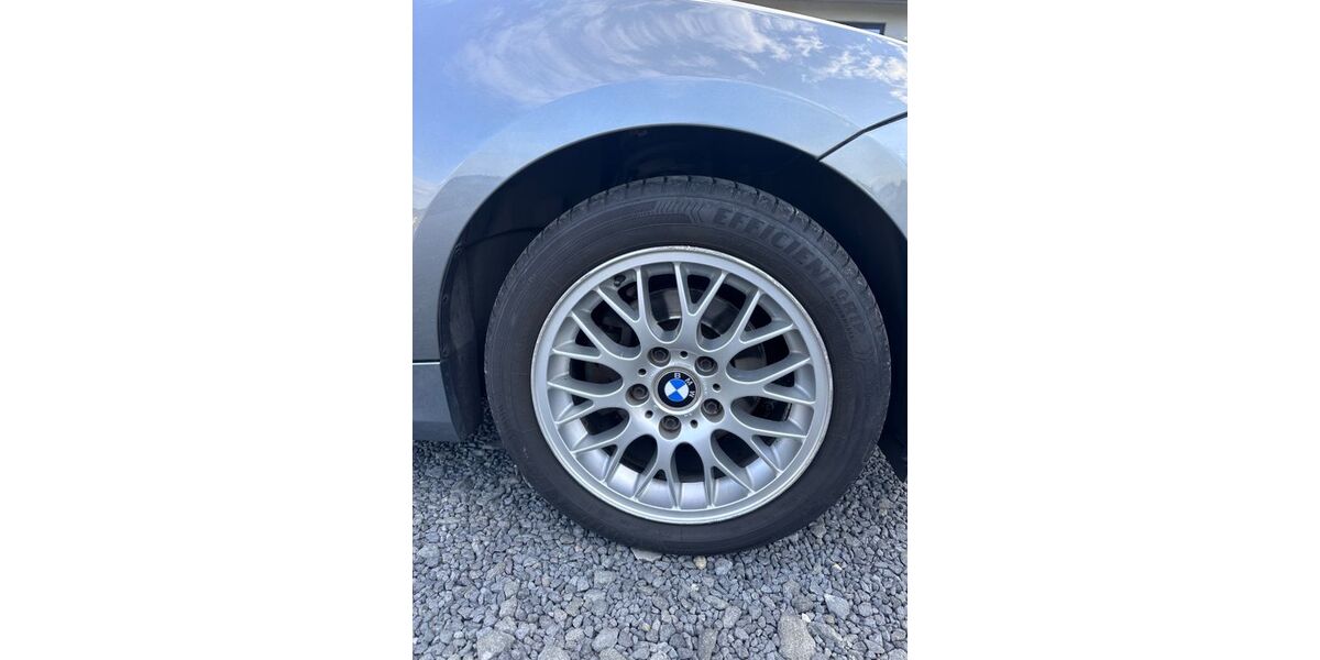BMW 116 153.000 km 3.600 &euro; Bonn 53119