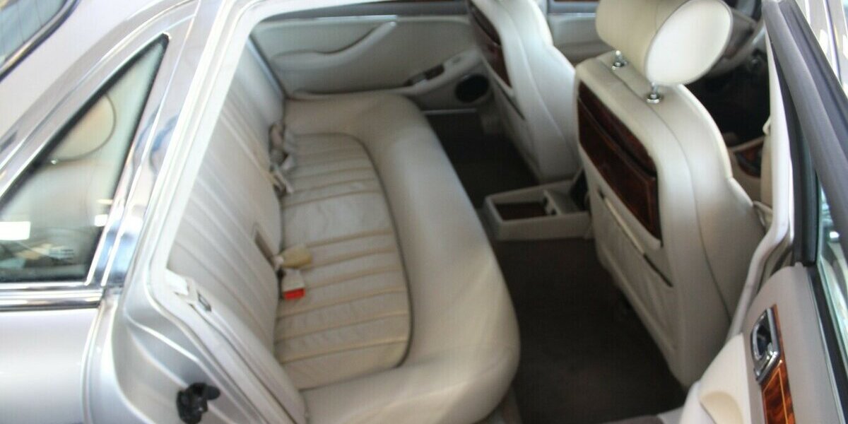 Jaguar Daimler Six 4.0 Lang - Automatik - Schiebedach - 119.865 km 19.980 &euro; Euskirchen 53881