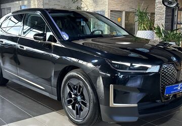 BMW iX 50.905 km 41.370 &euro; Eitorf 53783