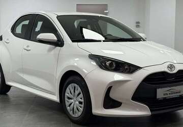 Toyota Yaris 27.900 km 13.690 &euro; Wesseling 50389