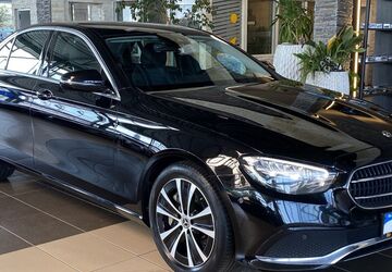 Mercedes-Benz E 300 164.852 km 28.500 &euro; Eitorf 53783