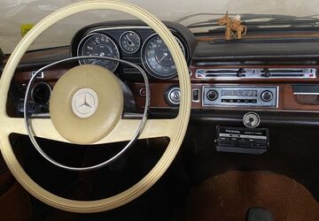 Mercedes-Benz 280 76.000 km 12.000 &euro; bonn 53115