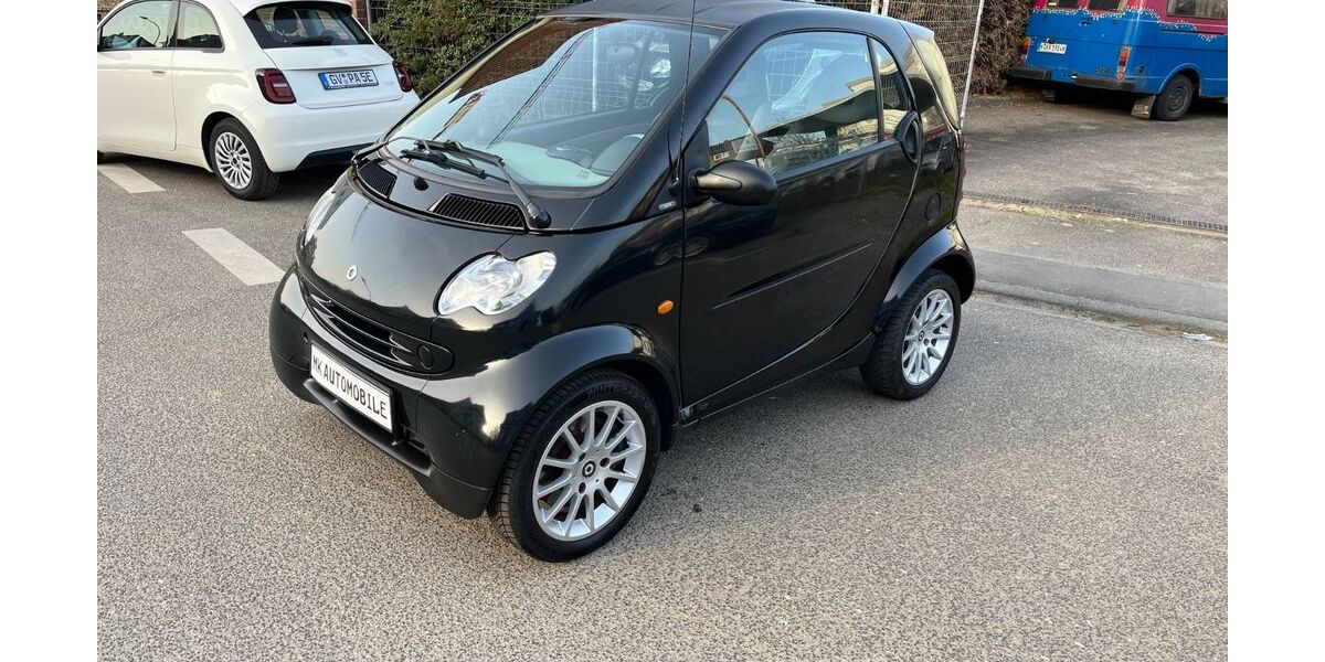 Smart ForTwo 18.000 km 2.990 &euro; Köln 50735
