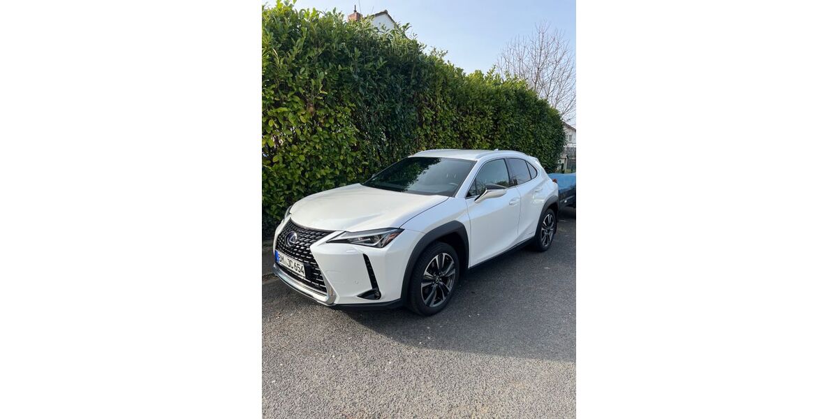 Lexus UX 96.500 km 20.990 &euro; Bonn 53229