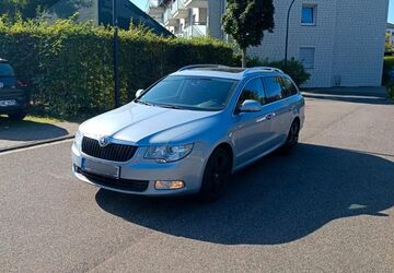 Skoda Superb 174.000 km 5.200 &euro; Brühl 50321