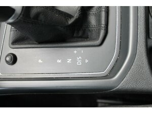 VW Touran 1,6 TDi DSG Comfort Navi 7-Sitz 1.Hd Scheck 216.000 km 12.100 &euro; Bonn 53225