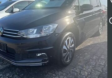 VW Touran 72.200 km 26.789 &euro; Erftstadt 50374
