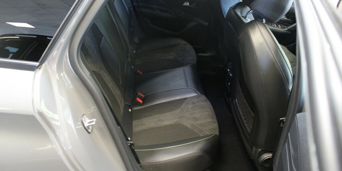 Peugeot e-308 SW Elektro 156 GT 4.919 km 28.980 &euro; Euskirchen 53881