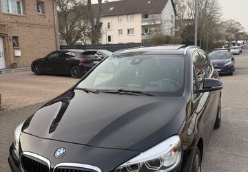 BMW 218 Active Tourer 134.555 km 10.450 &euro; Köln 50739