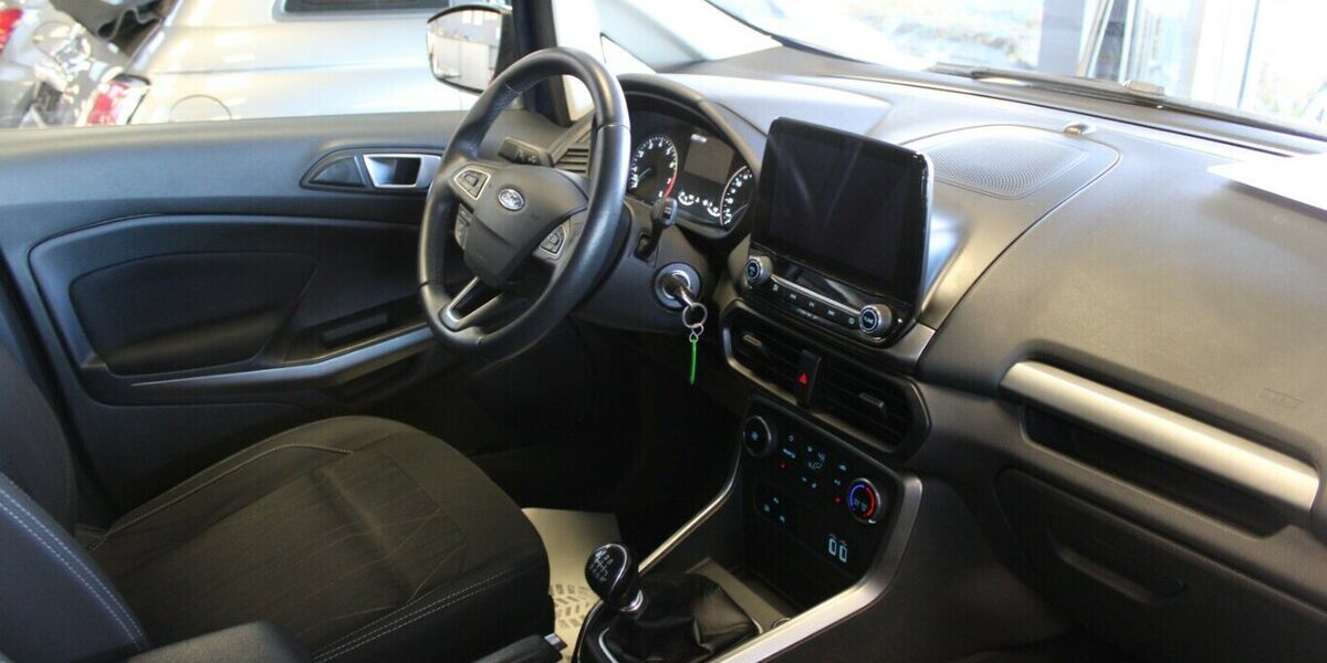 Ford EcoSport 1.0 Ecoboost TITANIUM 41.816 km 11.980 &euro; Euskirchen 53881