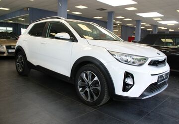 Kia Stonic 59.374 km 12.980 &euro; Euskirchen 53881