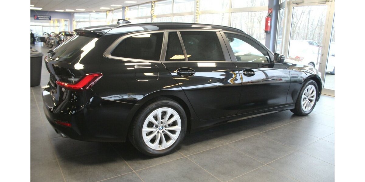 BMW 318 318i Touring Aut. Advantage 51.120 km 23.980 &euro; Euskirchen 53881