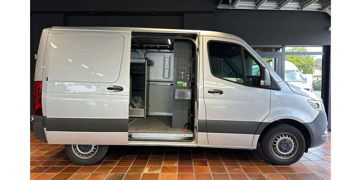 Mercedes-Benz Sprinter 174.193 km 21.419 &euro; Bonn 53177