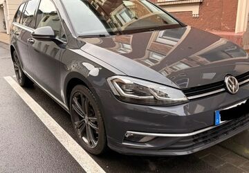 VW Golf 104.000 km 16.900 &euro; Bonn 53227