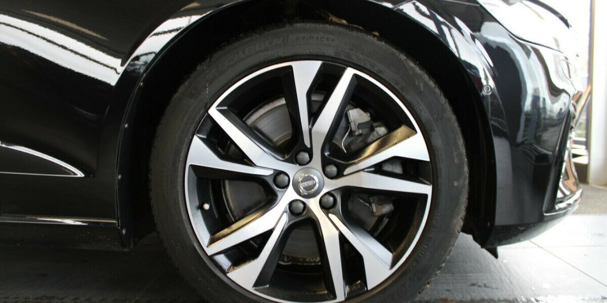 Volvo V60 T6 AWD Recharge Geartronic RDesign 97.900 km 25.980 &euro; Euskirchen 53881