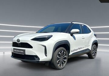 Toyota Yaris Cross 4.500 km 27.950 &euro; Overath 51491