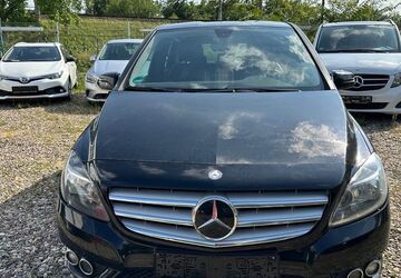 Mercedes-Benz B 180 319.000 km 3.900 &euro; Bonn 53119