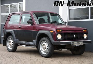 Lada Niva 22.775 km 3.980 &euro; Bonn- Geislar 53225